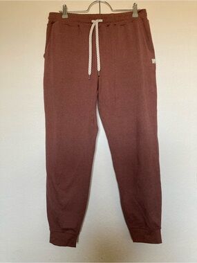 Vuori performance joggers burnt orange M